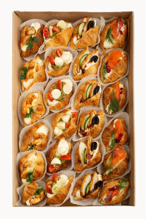 Mini Croissant Box Wytrawny 24 szt.