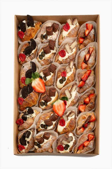 Sweet Mini Croissant Box 24 szt.