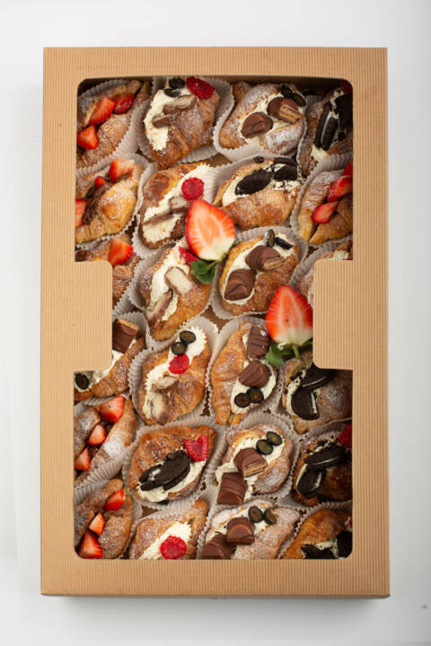 Sweet Mini Croissant Box 24 szt.